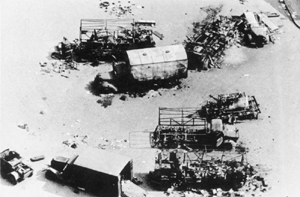 Vehículos Aliados destruidos y abandonados en las playas de Calais. Vehículos Aliados destruidos y abandonados en las playas de Calais.