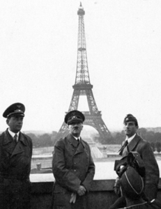 Famosa fotografía de Hitler en París Famosa fotografía de Hitler en París