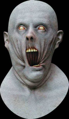 Máscara eisil en una representación de terror - Imagen de Pinterest