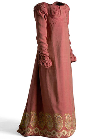 Vestido camisa posterior, Museo del Traje