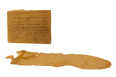 Preservativo de 1813 en la universidad de Lund. Se considera el ms antiguo que se conserva. Aunque recientemente se ha encontrado uno dentro de un antiguo tratado de medicina en la universidad de Salamanca que podra ser tambin de esa poca.