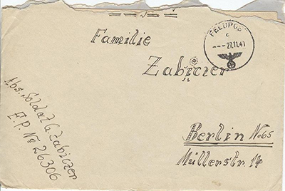 Carta alemana enviada durante la Segunda Guerra Mundial. La fotografa pertenece al Museo Postal Nacional del Smithsonian (https://postalmuseum.si.edu/)
