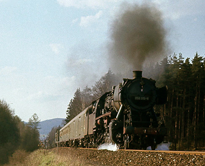 Fotografa de una DRB clase 50 tomada en 1972 en Hof-Marktredwitz donde an prestaba servicio. Autor: 8474tim, CC BY-SA 3.0