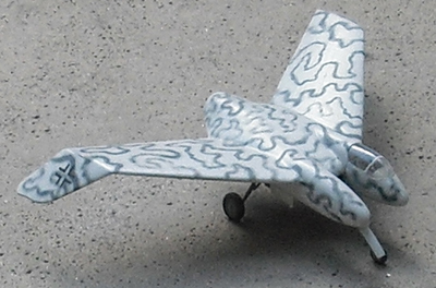 Maqueta del avi�n realizada Por JuergenKlueser - Trabajo propio, CC BY-SA 3.0