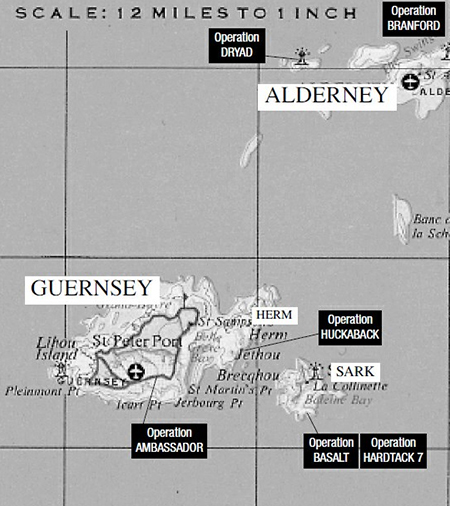 Mapa de la zona sealando algunas operaciones de Comandos - fuente: https://weaponsandwarfare.com/2017/08/02/operation-ambassador-guernsey-1940/